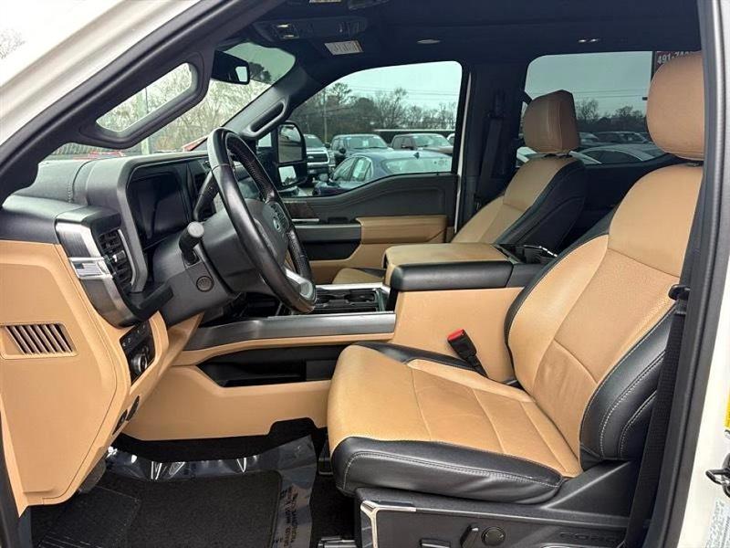 Ford Super Duty F-350 DRW  2023