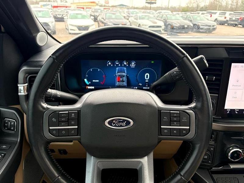 Ford Super Duty F-350 DRW  2023