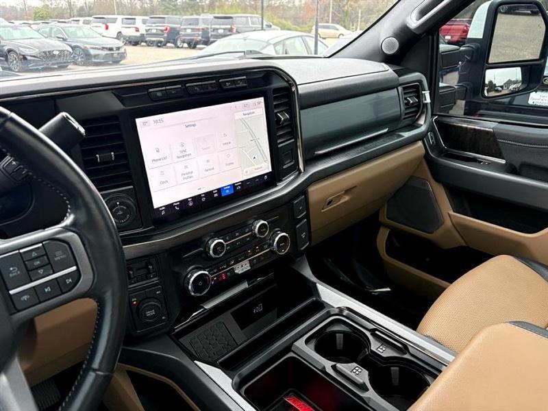 Ford Super Duty F-350 DRW  2023