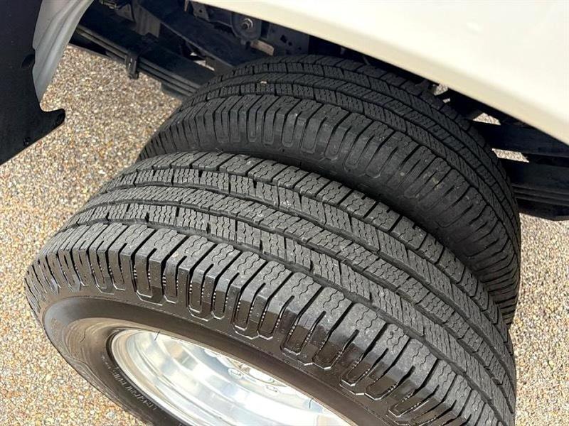 Ford Super Duty F-350 DRW  2023