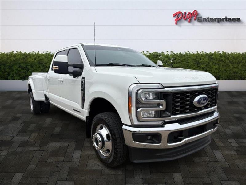Ford Super Duty F-350 DRW  2023