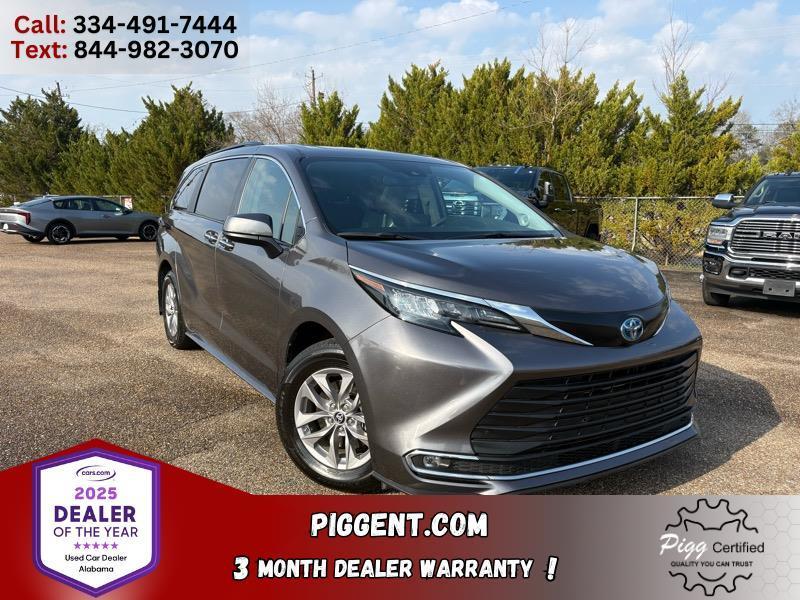 2024 Toyota Sienna XLE