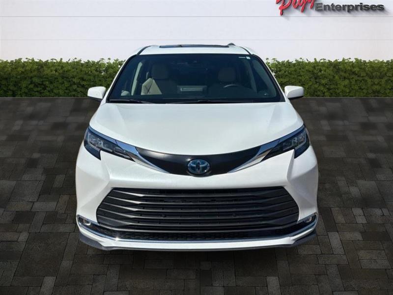 Toyota Sienna  2022