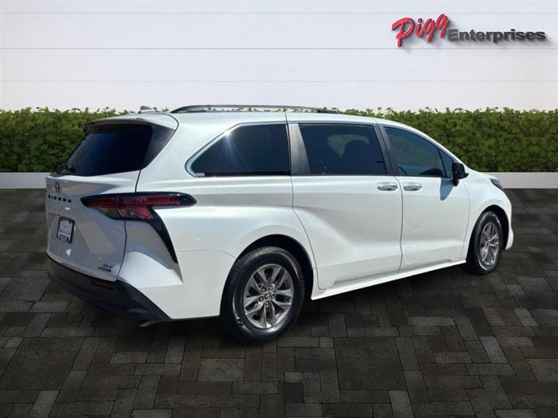 Toyota Sienna  2022