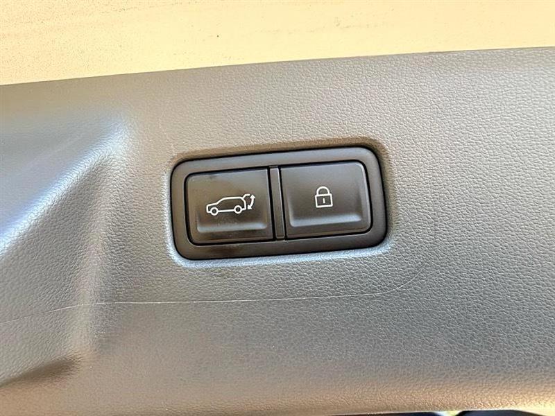 Hyundai Santa Fe  2025