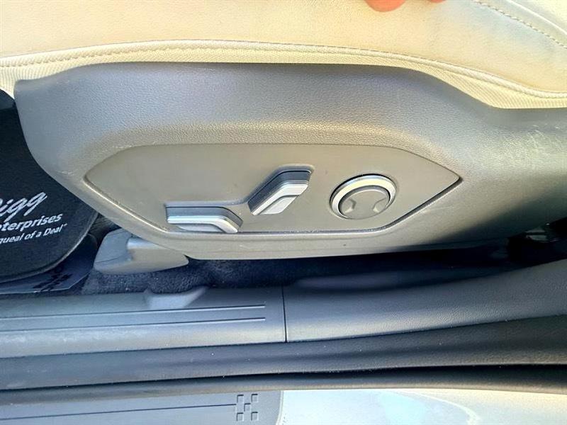 Hyundai Santa Fe  2025