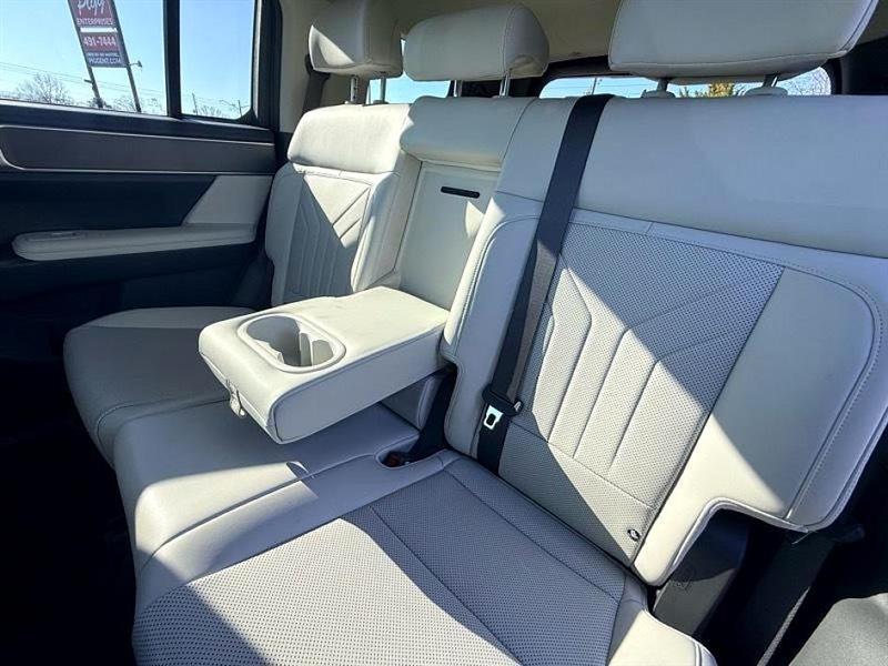 Hyundai Santa Fe  2025