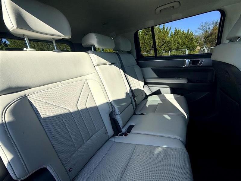 Hyundai Santa Fe  2025