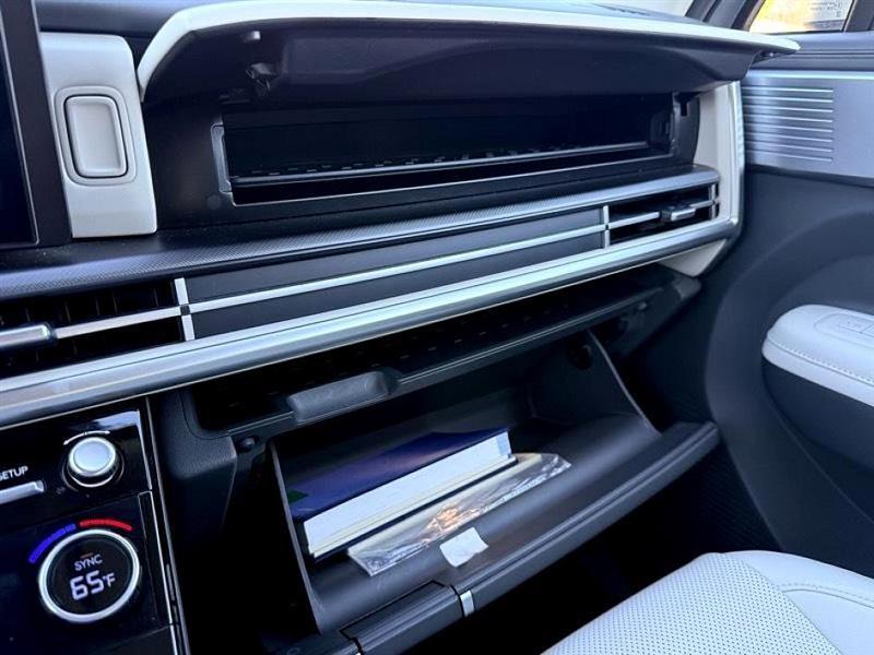 Hyundai Santa Fe  2025