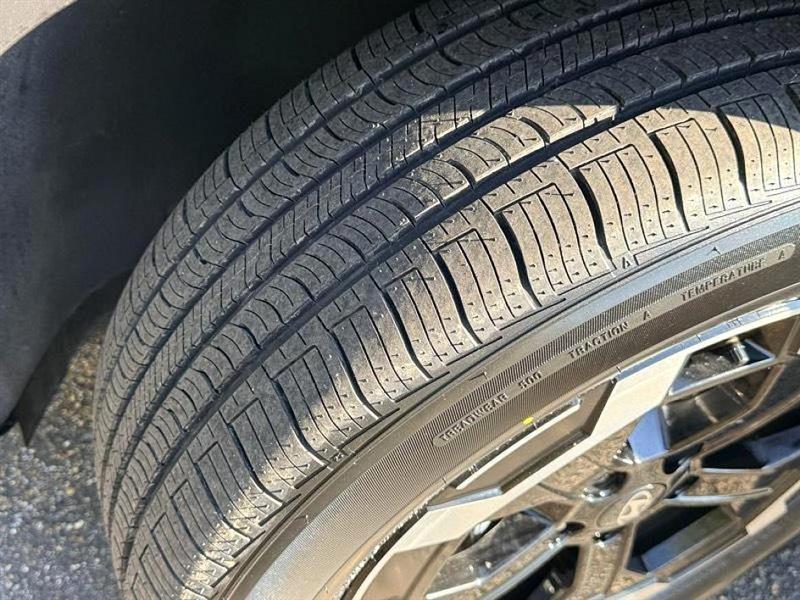 Hyundai Santa Fe  2025