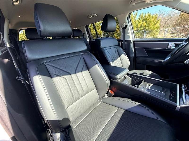 Hyundai Santa Fe  2025