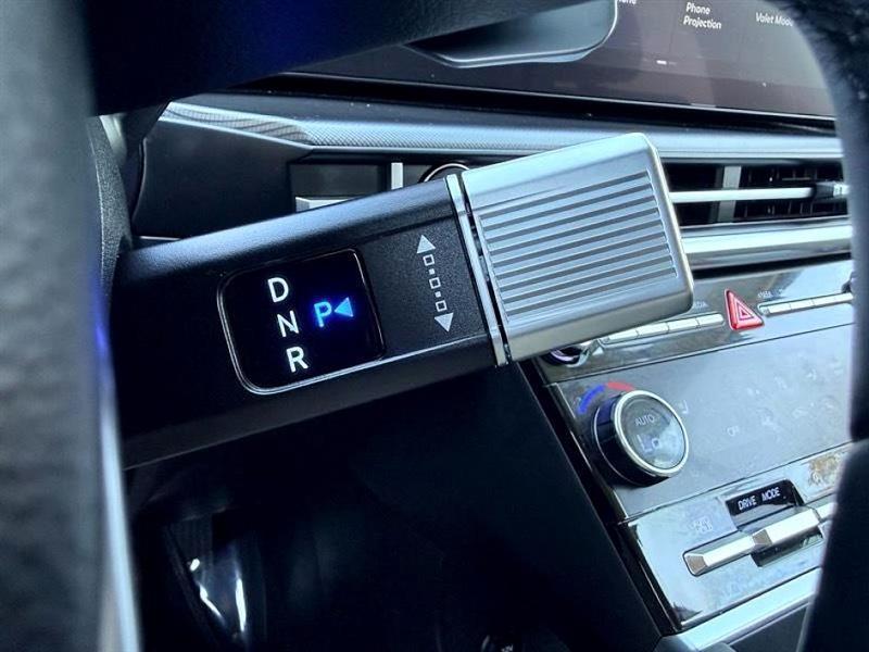 Hyundai Santa Fe  2025