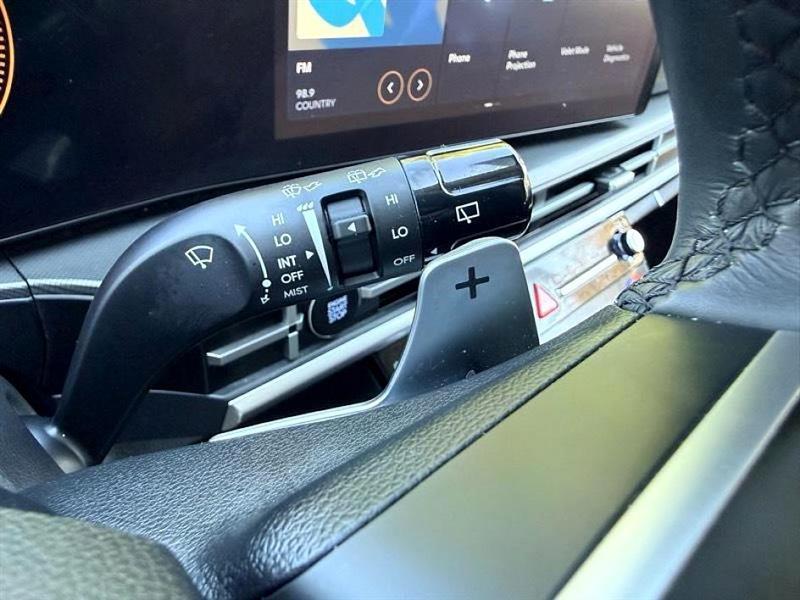 Hyundai Santa Fe  2025