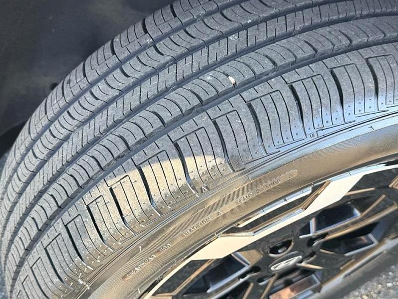 Hyundai Santa Fe  2025