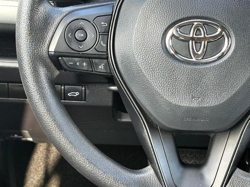 Toyota RAV4  2025