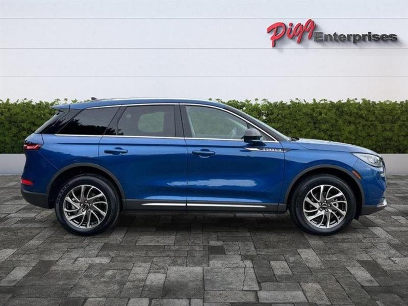 Lincoln Corsair  2020