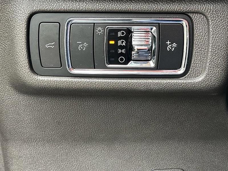 Lincoln Corsair  2020