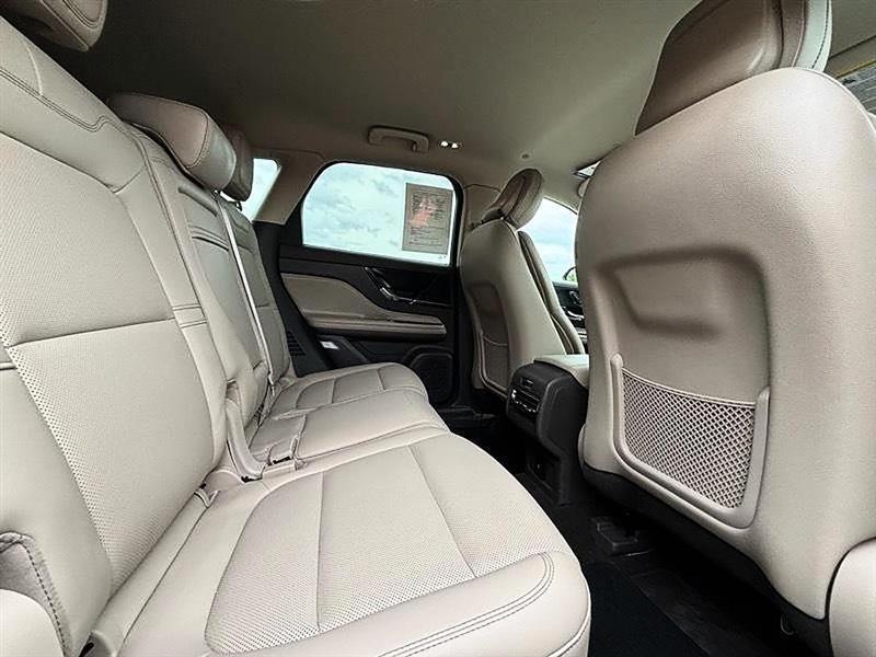 Lincoln Corsair  2020