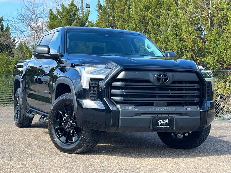 Toyota Tundra  2023