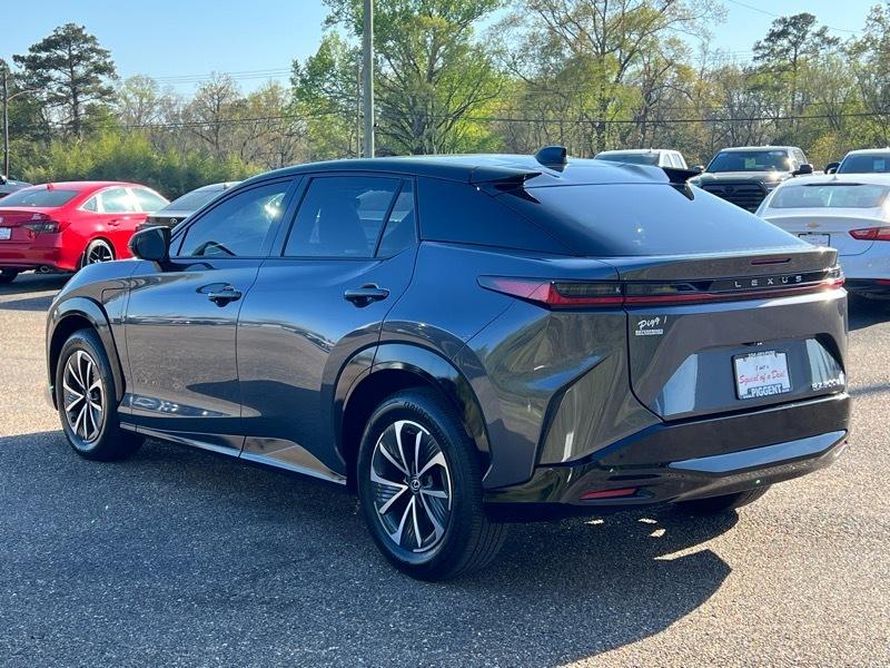Lexus RZ  2024