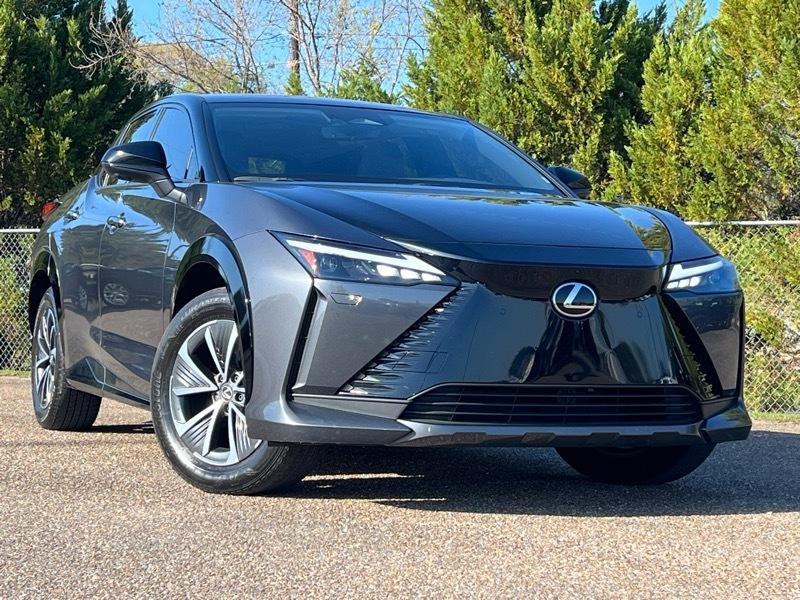 Lexus RZ  2024