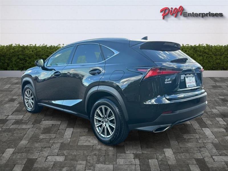 Lexus NX  2018
