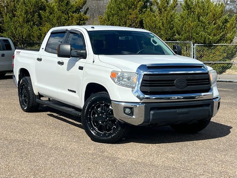 Toyota Tundra  2016
