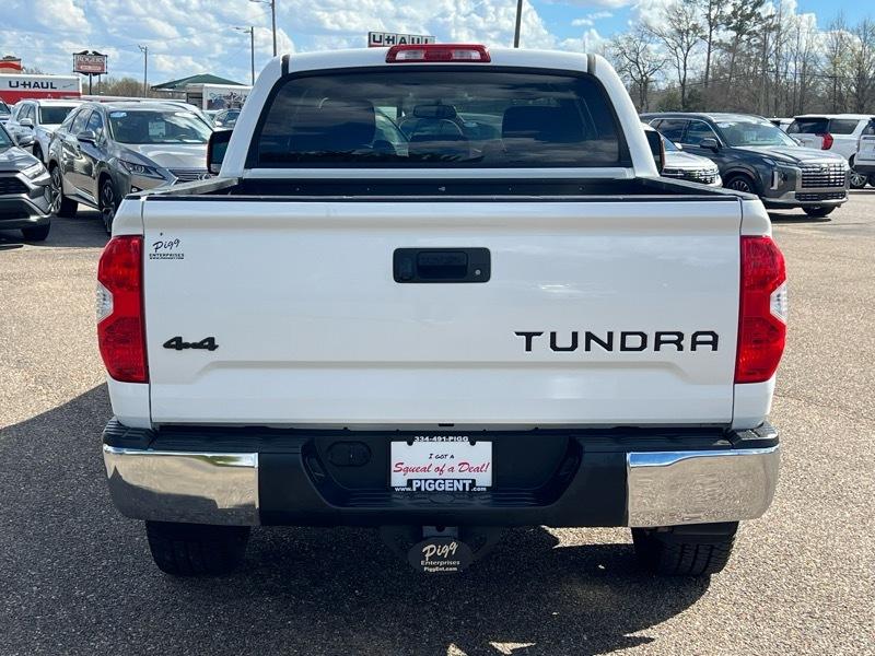 Toyota Tundra  2016