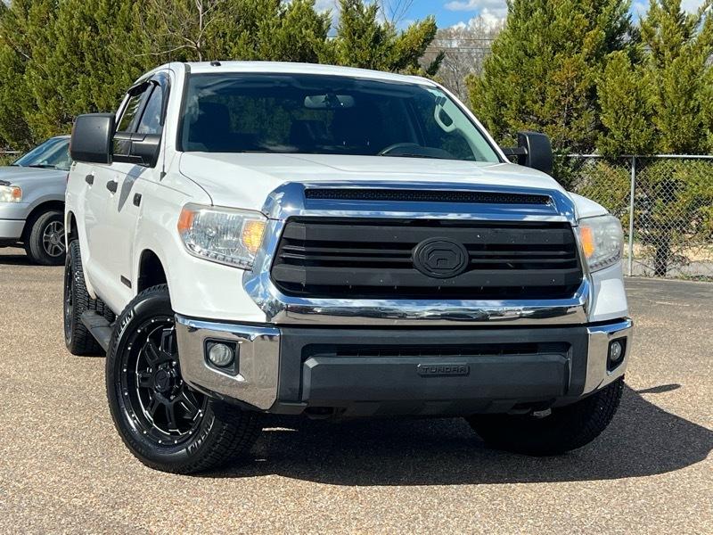 Toyota Tundra  2016