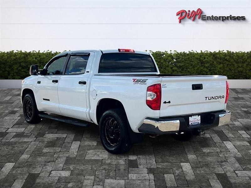 Toyota Tundra  2016