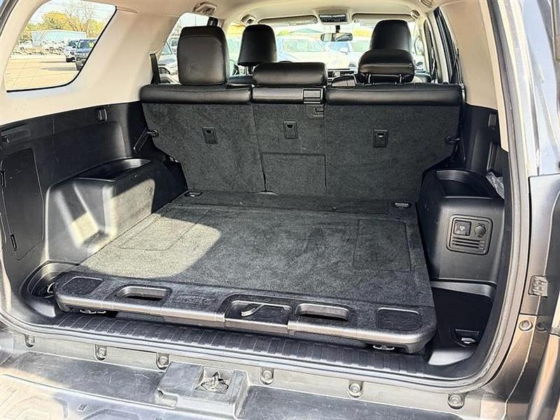 Toyota 4Runner  2016