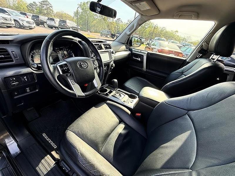 Toyota 4Runner  2016