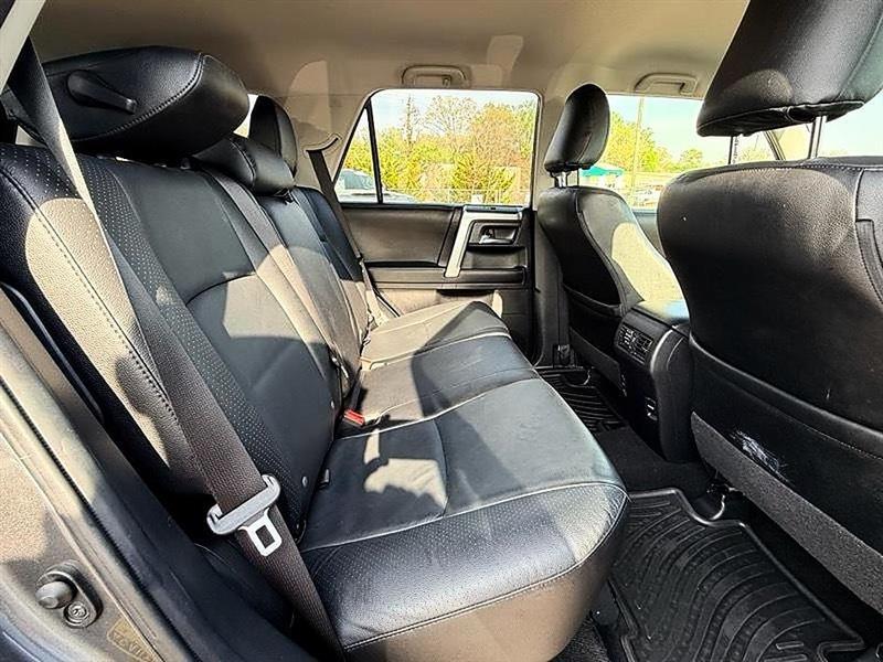 Toyota 4Runner  2016