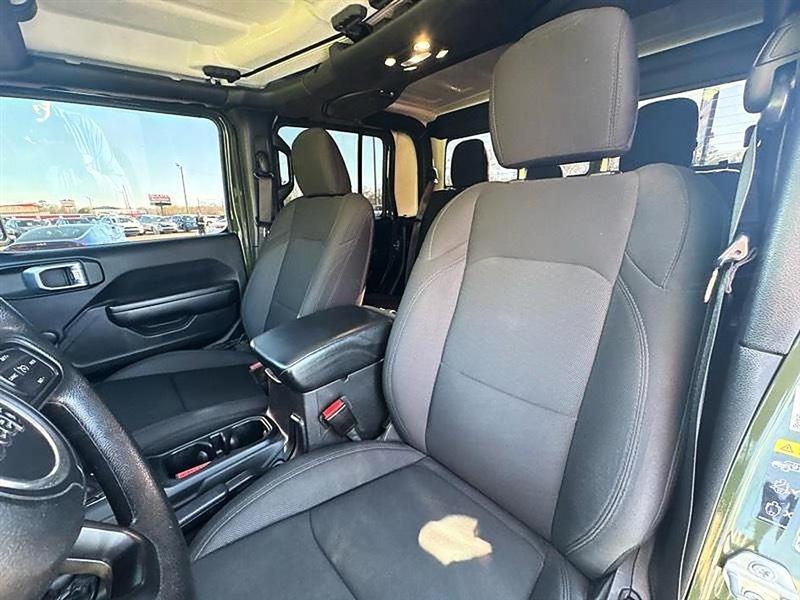 Jeep Gladiator  2021