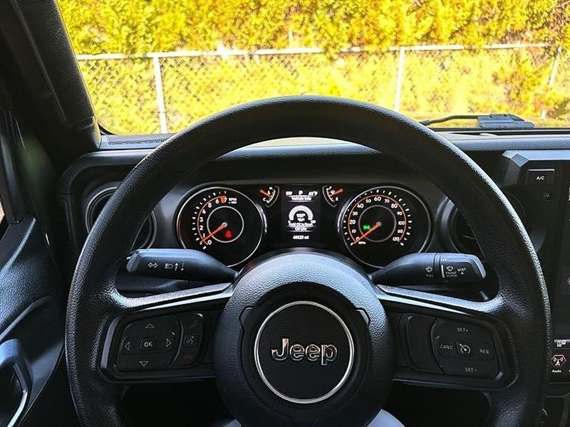 Jeep Gladiator  2021