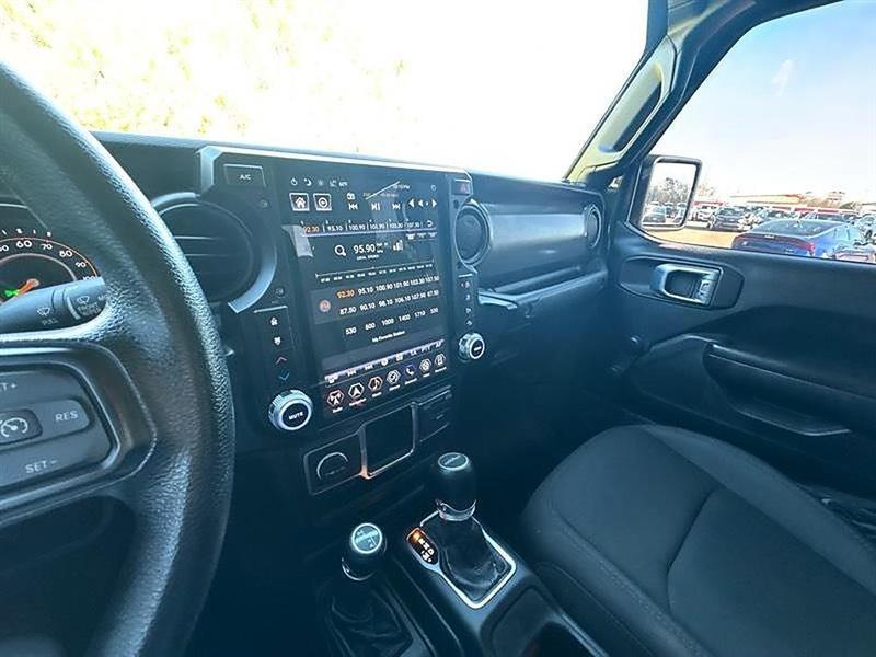 Jeep Gladiator  2021