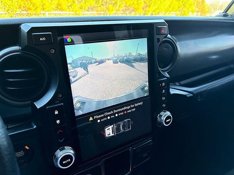 Jeep Gladiator  2021