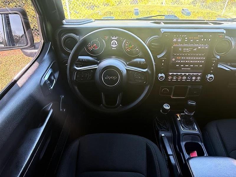 Jeep Gladiator  2021