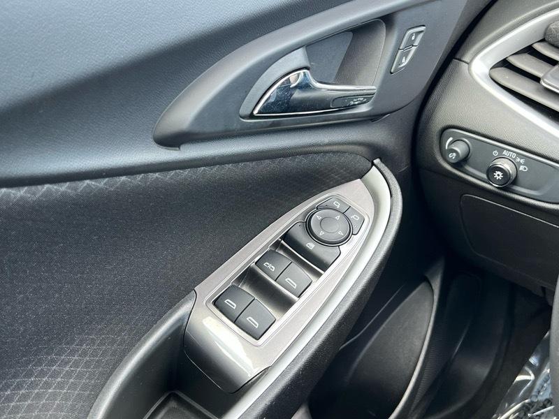 Chevrolet Malibu  2025