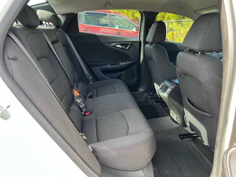 Chevrolet Malibu  2025