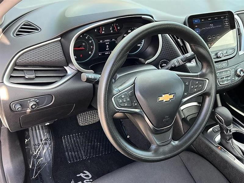 Chevrolet Malibu  2025