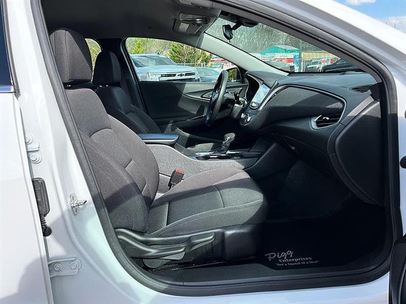 Chevrolet Malibu  2025