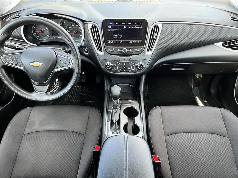 Chevrolet Malibu  2025