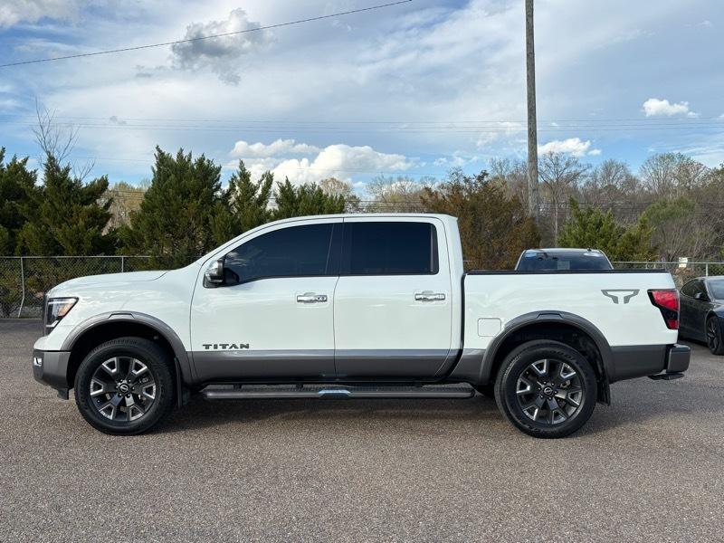 Nissan Titan  2024