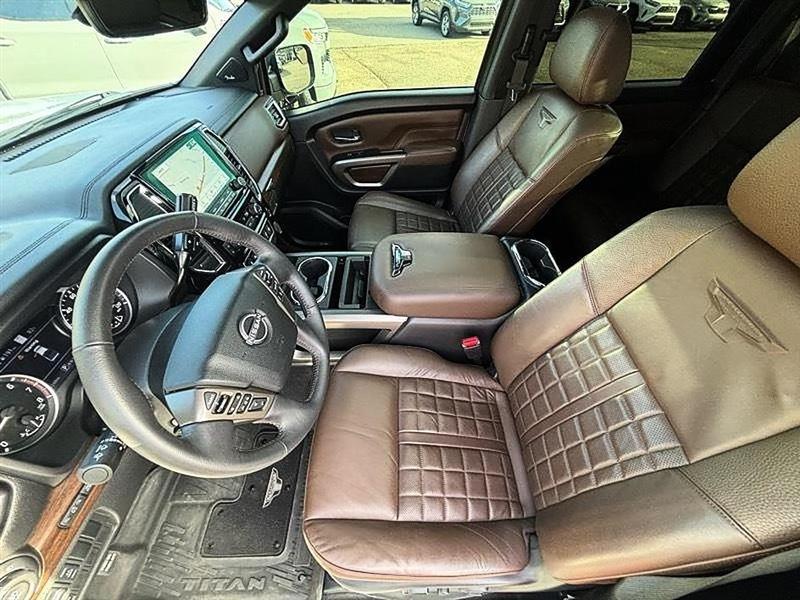 Nissan Titan  2024