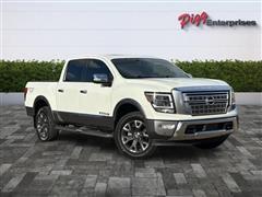 2024 Nissan Titan 
