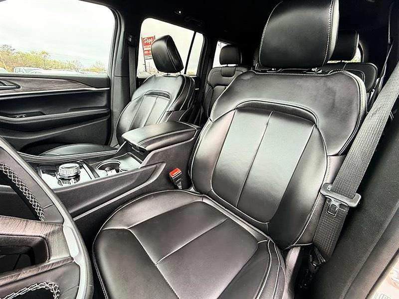 Jeep Grand Cherokee  2025