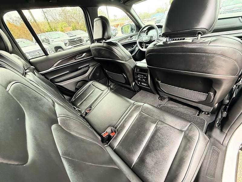 Jeep Grand Cherokee  2025