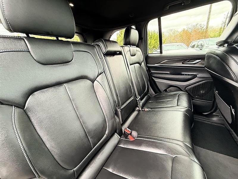 Jeep Grand Cherokee  2025