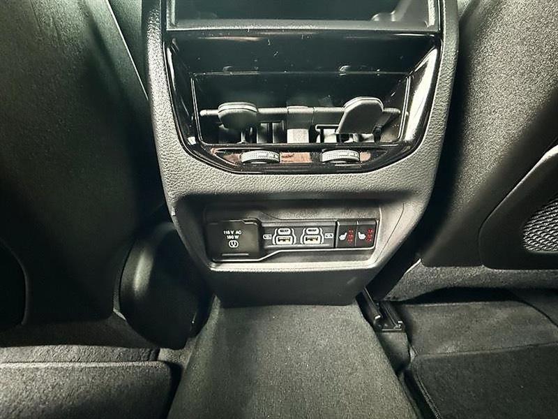 Jeep Grand Cherokee  2025